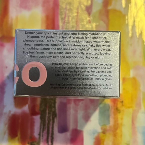 ToyFactory Niapout Serum Lip Mask - Picture 5 of 7